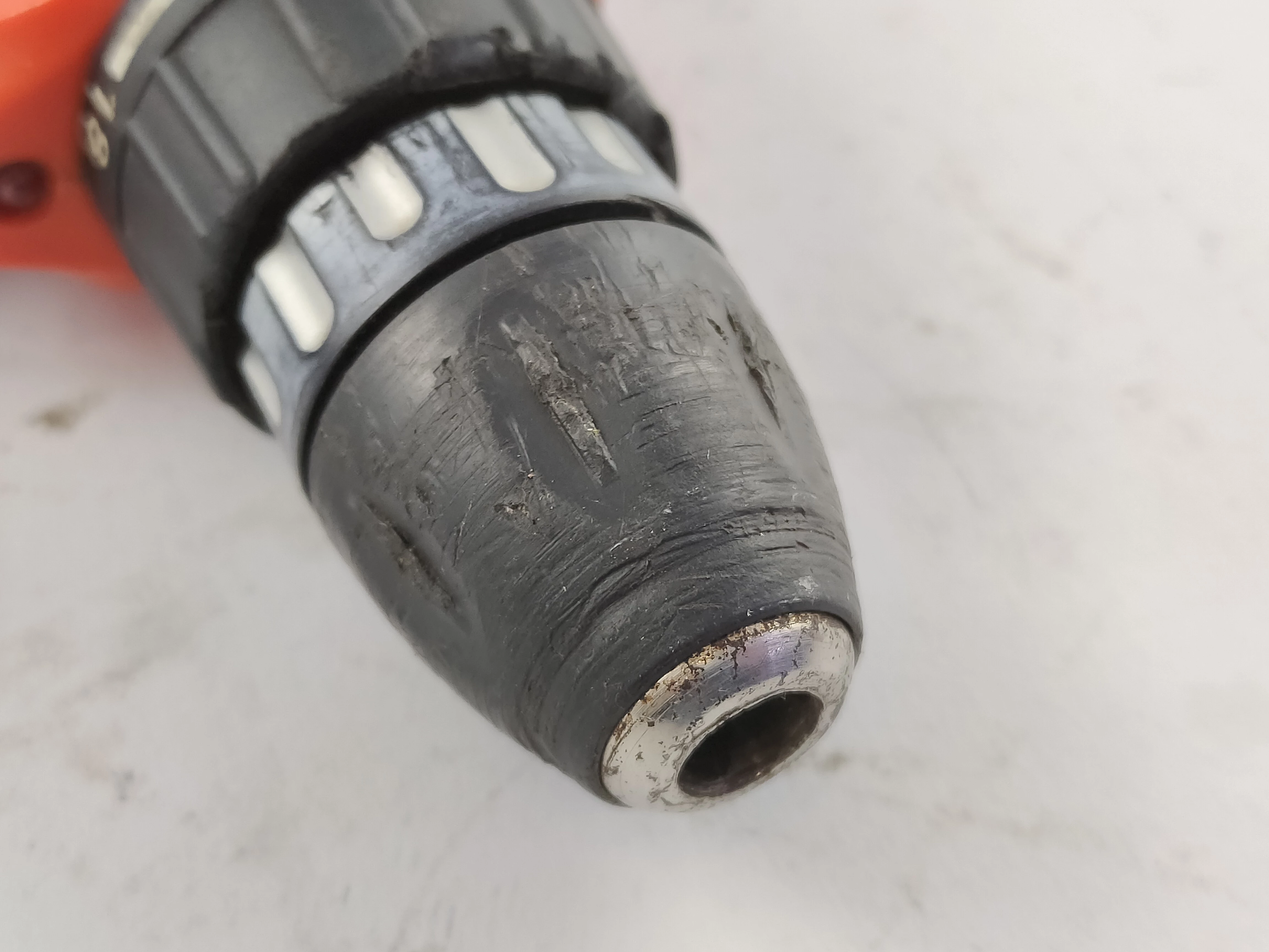 wkretarka-comparator-ml-cdc1-at-at-at-marka-inna