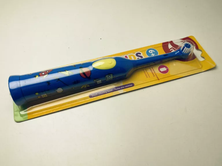 szczoteczka-elektryczna-auchan-niebieska-reymonta-13-opole-sj