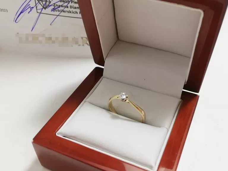 zloty-pierscionek-z-diamentem-585-152g-12r-rodzaj-2205-2