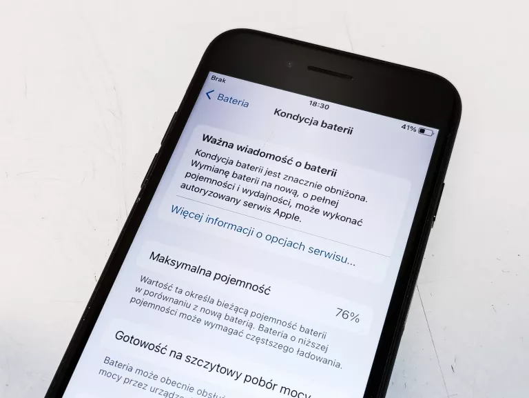 TELEFON IPHONE 7 32GB 76%