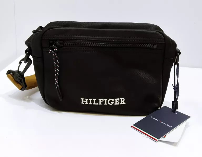SASZETKA MONOTYPE EW REPORTER AM0AM11546 BLACK TOMMY HILFIGER