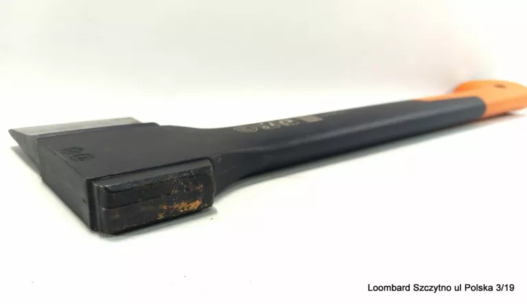 SIEKIERA FISKARS X10