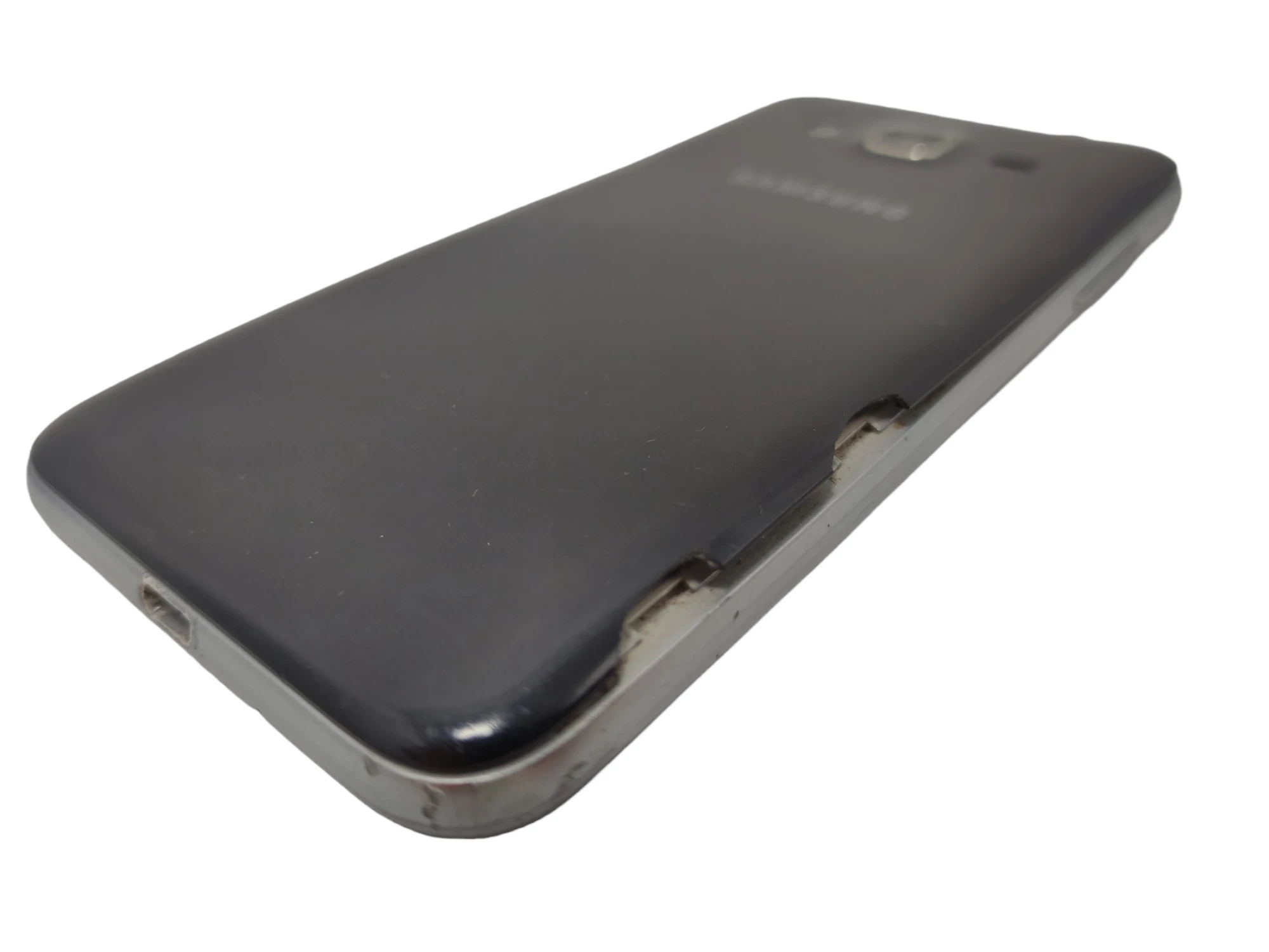 telefon-samsung-galaxy-j3-216gb-5-13-mpx-2400mah-pamiec-ram-2-gb