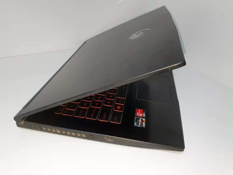 LAPTOP MSI BRAVO 15 RYZEN 5/8GB/512GB WIN10