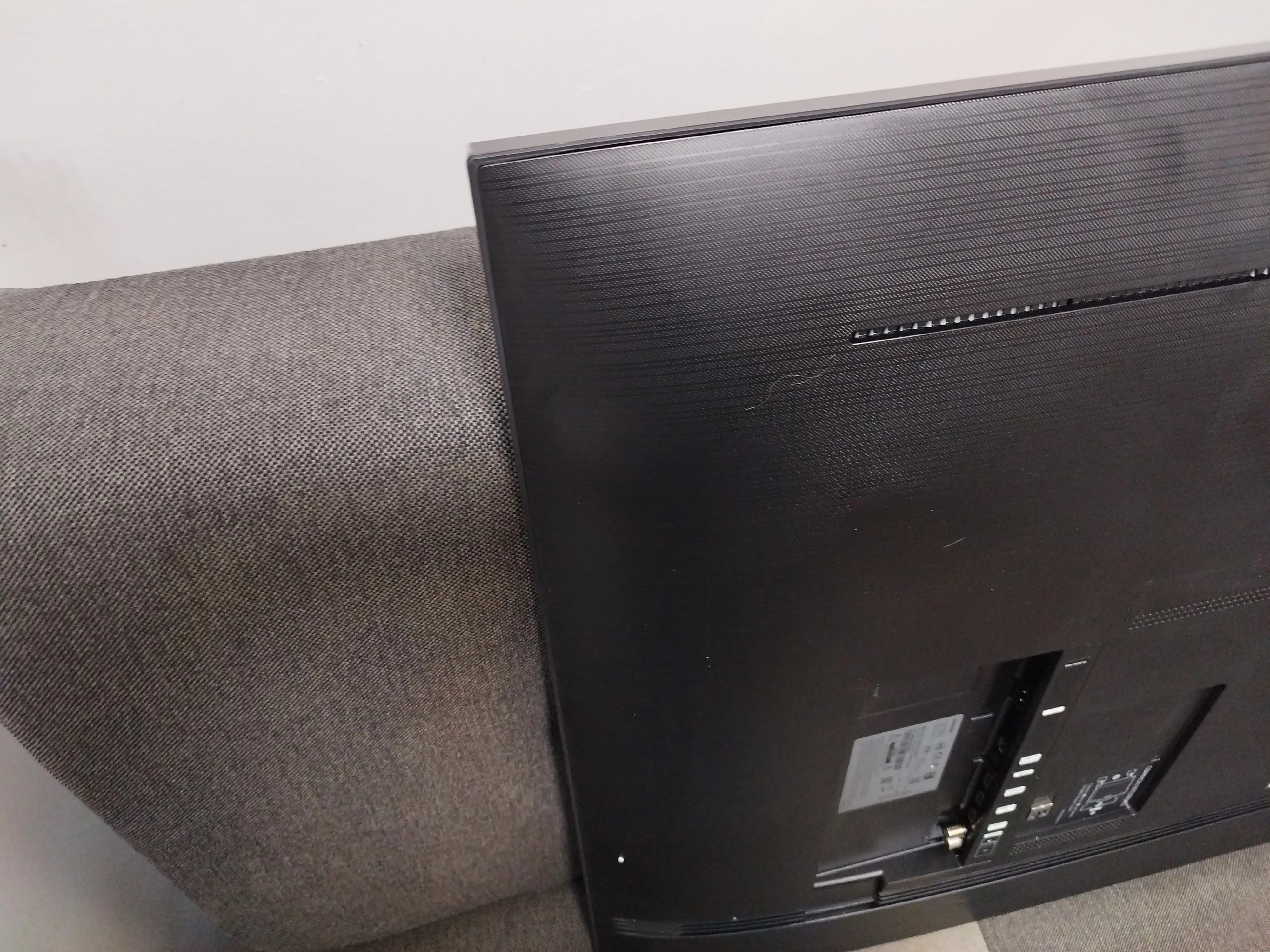 telewizor-samsung-55-au7100-uhd-4k-hdrpud-typ-telewizora-led