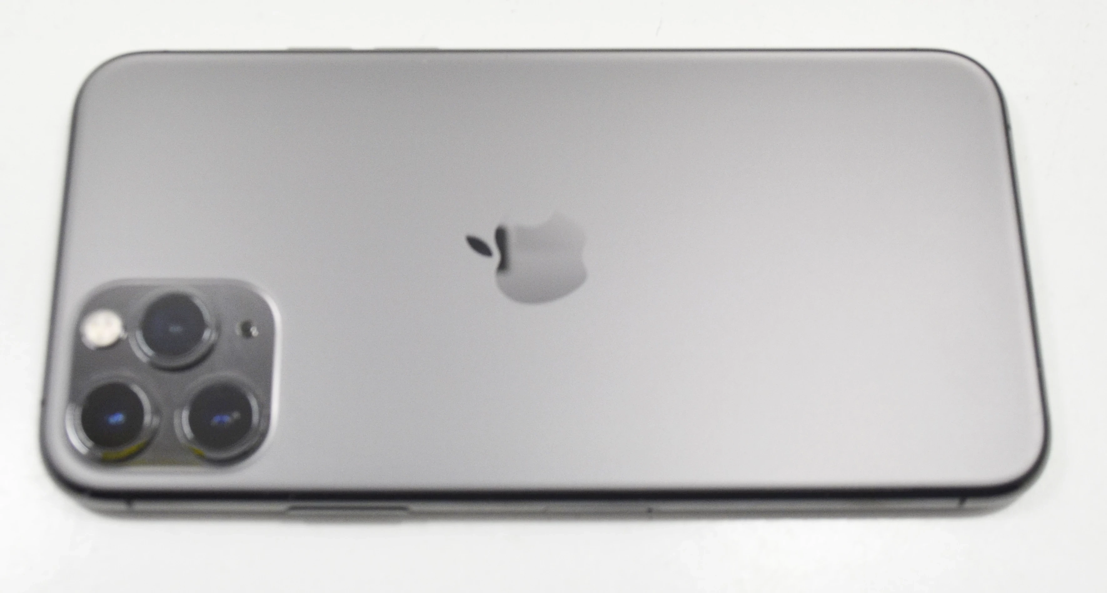 iphone-11-pro-64-gb-szary-100-bat-kod-producenta-mwc22zda