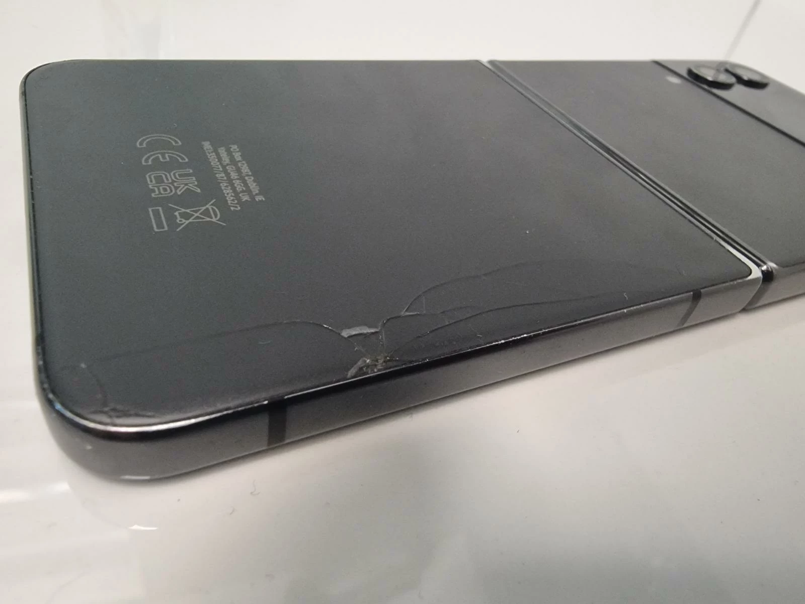 telefon-samsung-galaxy-z-flip-4-t-mobile-pamiec-ram-8-gb