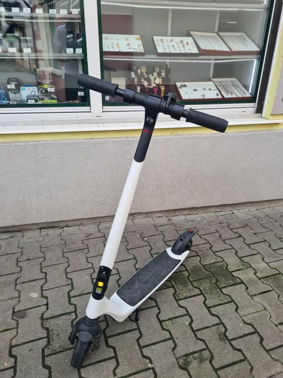 HULAJNOGA JOYOR A3 BIAŁA