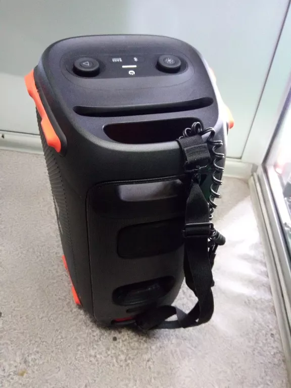 GŁOŚNIK PRZENOŚNY JBL PARTYBOX 110 CZARNY 160 W