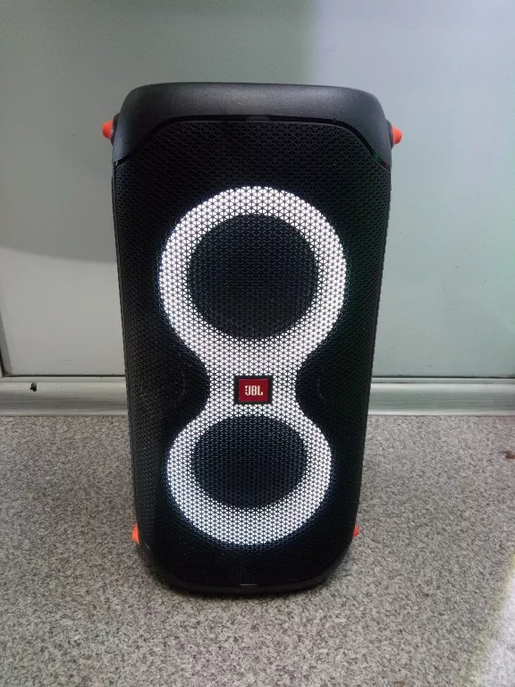 GŁOŚNIK PRZENOŚNY JBL PARTYBOX 110 CZARNY 160 W