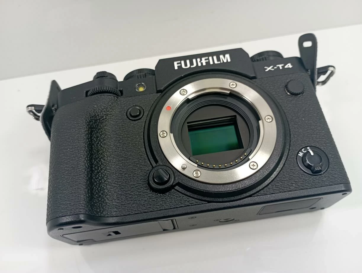 aparat-cyfrowy-bezlusterkowiec-fujifilm-x-t4-czarny-komplet-kod-producenta-16650467