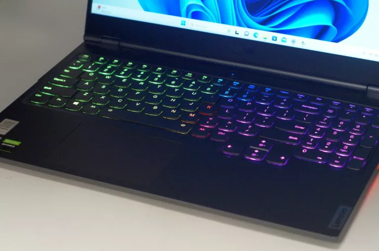 LENOVO LEGION 81YT 10750H RTX2080 SUPER 4TB SSD 64GB RAM