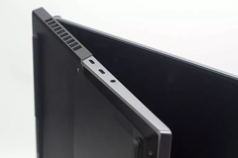 LENOVO LEGION 81YT 10750H RTX2080 SUPER 4TB SSD 64GB RAM
