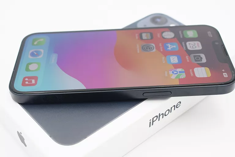 TELEFON APPLE IPHONE 13 128GB USZKODZONY