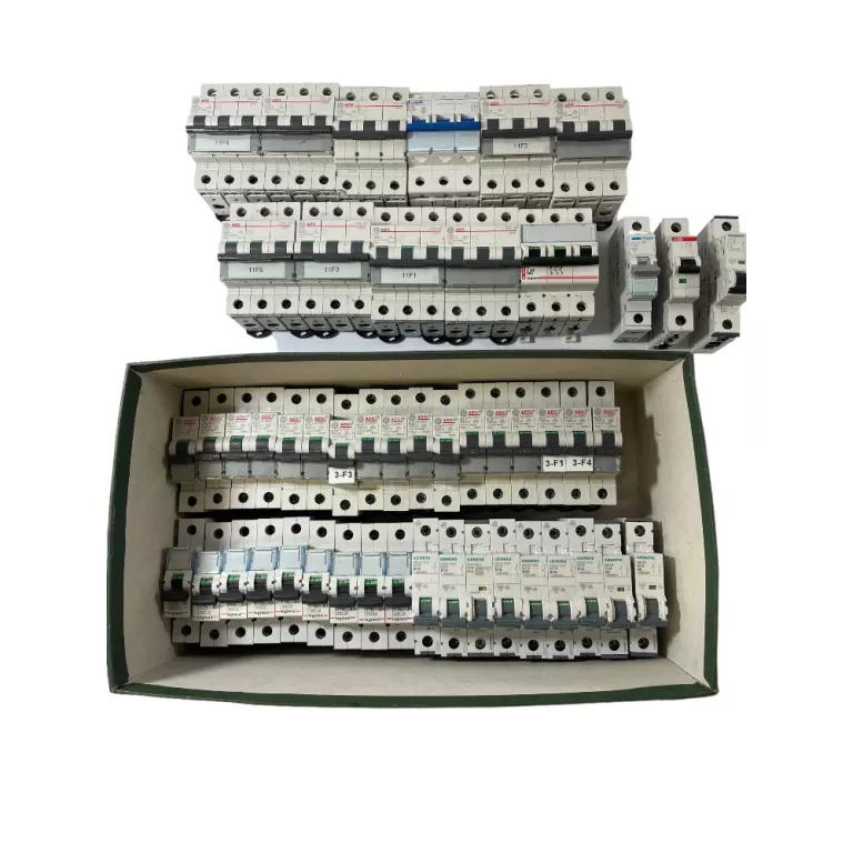 wylacznik-nadpradowy-aeg-c16-i-inne-zestaw-kod-producenta-566599