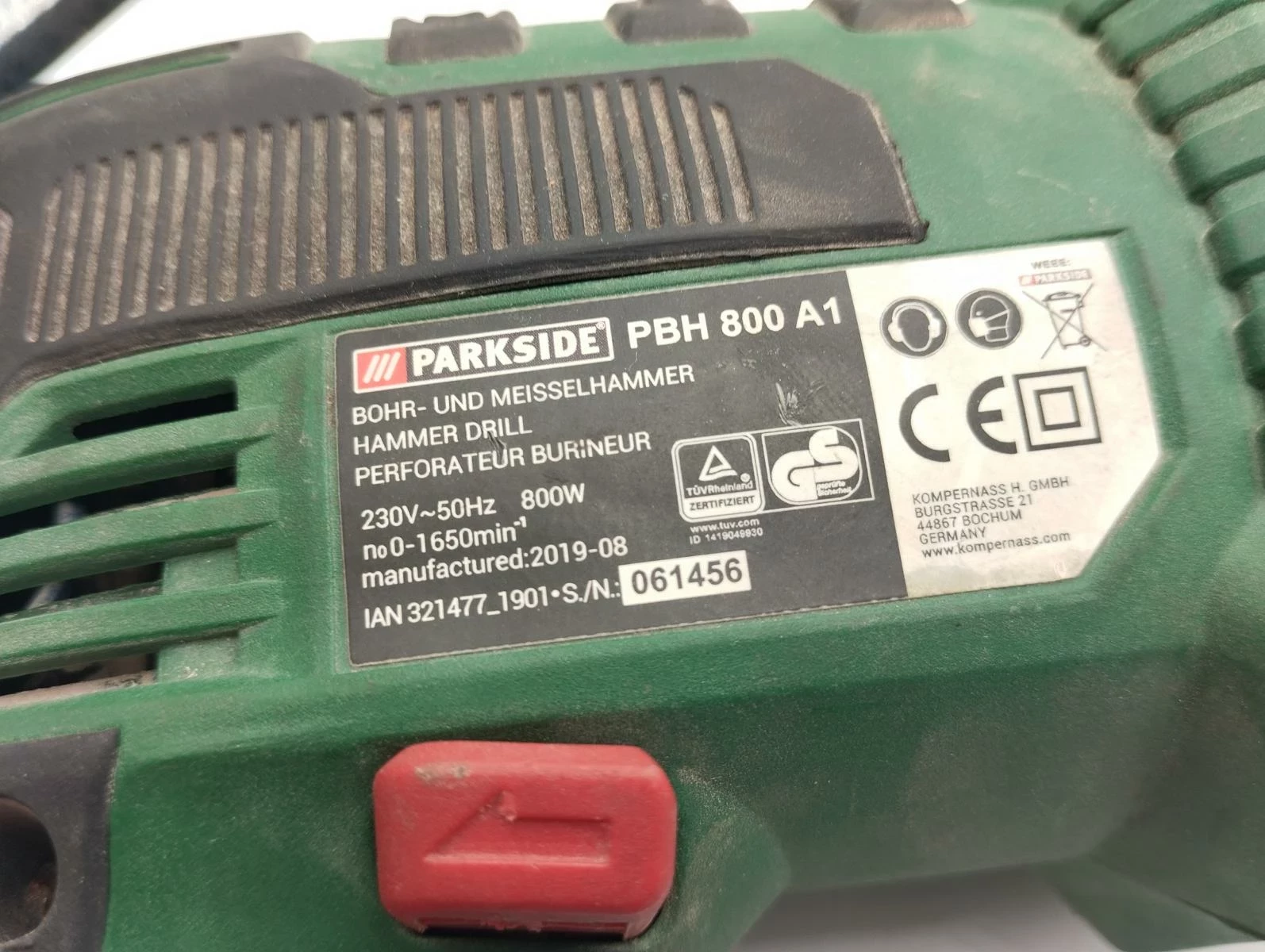 mlotowiertarka-parkside-sds-plus-iskrza-szczotki-energia-udaru-120