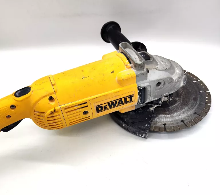 szlifierka-katowa-dewalt-d28490-uszkodzona-aleja-sw-jana-pawla-ii-252-kolobrzeg