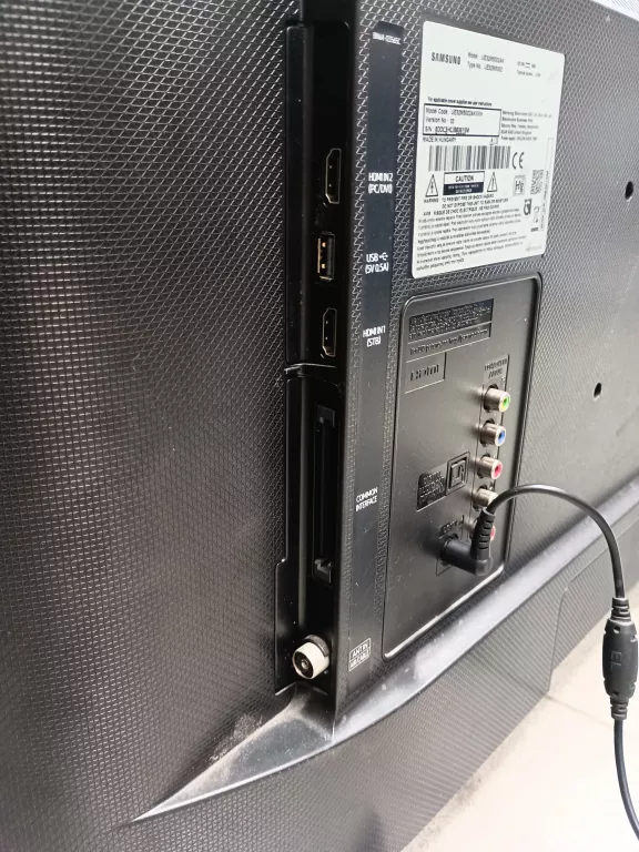 telewizor-samsung-ue32m5002ak-pilot-marka-samsung