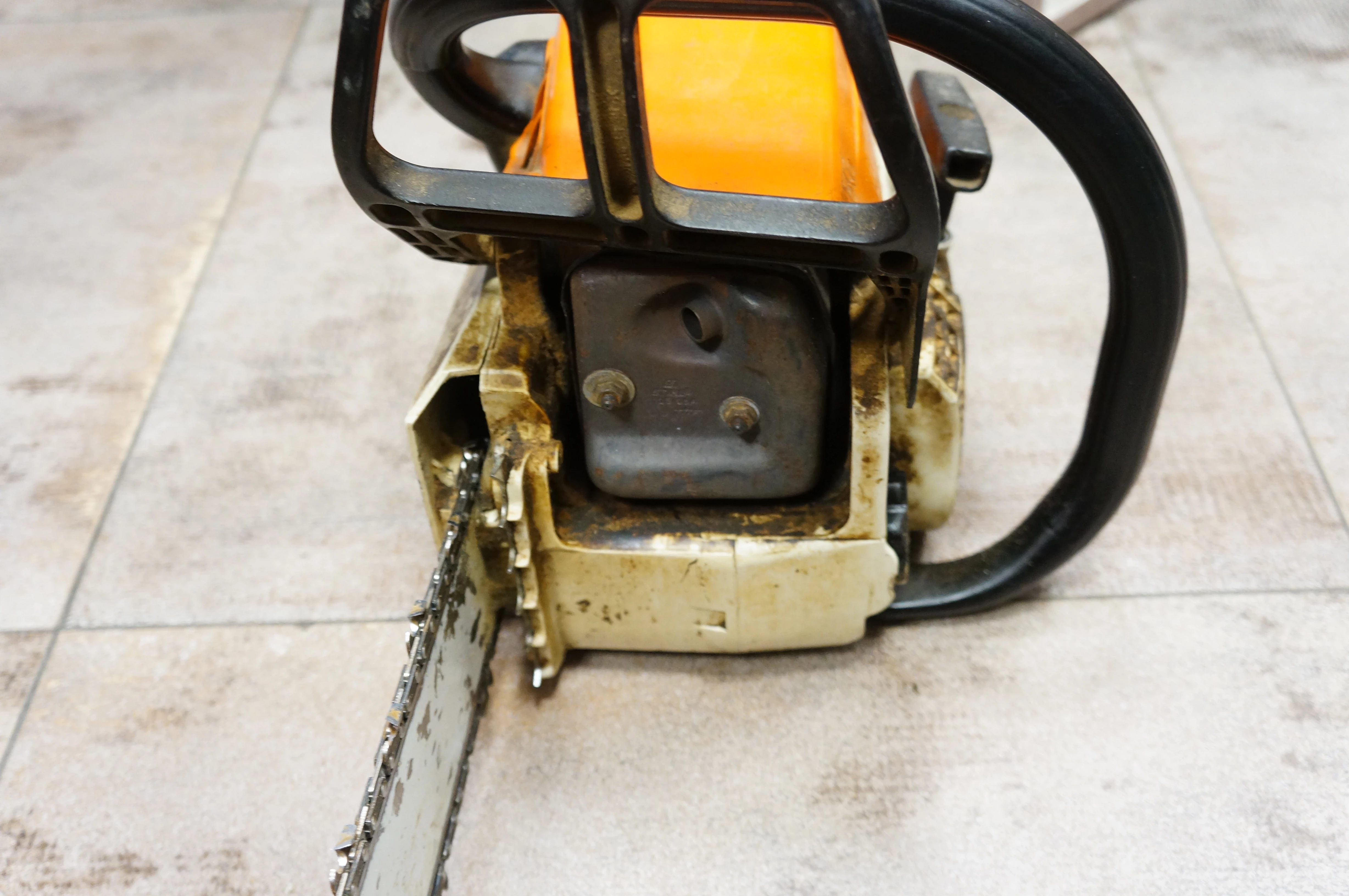 pila-spalinowa-stihl-ms-250-31-km-stan-uzywany