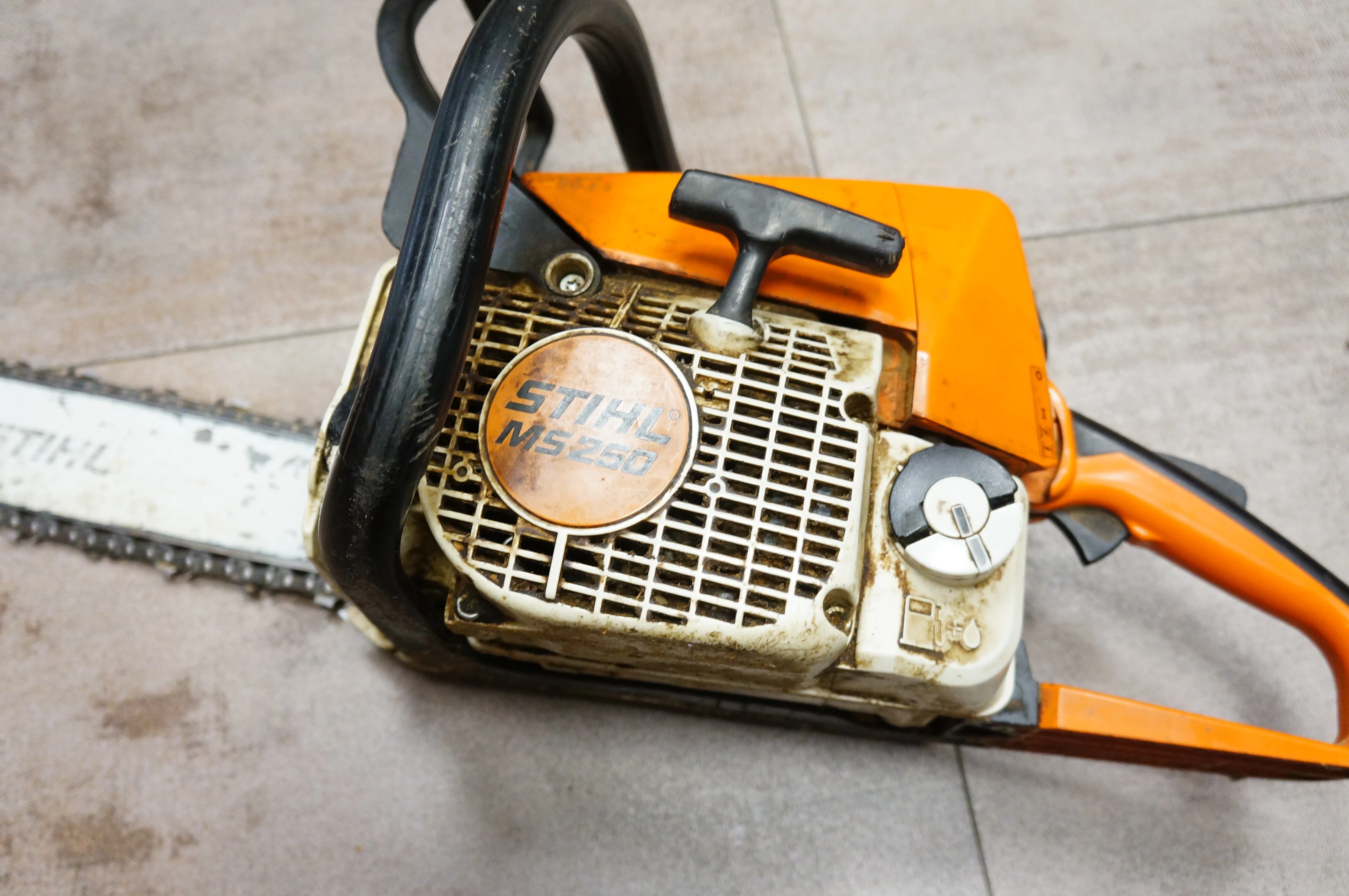 pila-spalinowa-stihl-ms-250-31-km-kod-producenta-ms-250