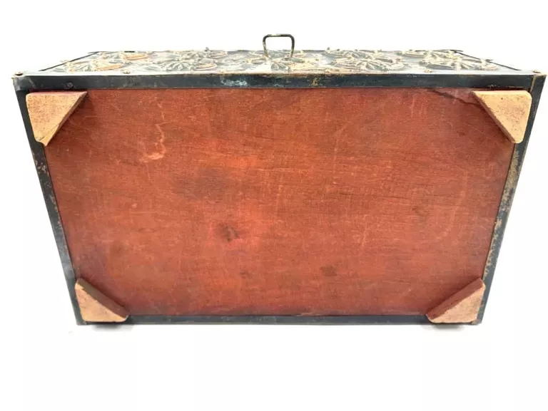 SZKATUŁKA VINTAGE 24CM