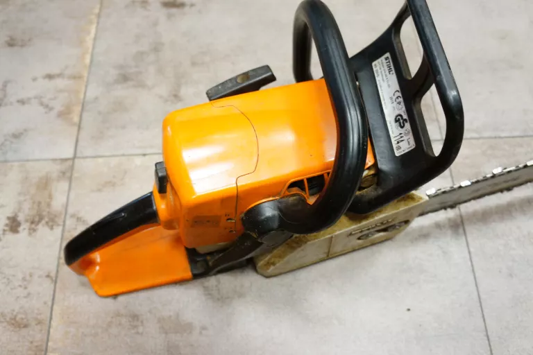 pila-spalinowa-stihl-ms-250-31-km-zasilanie-spalinowe