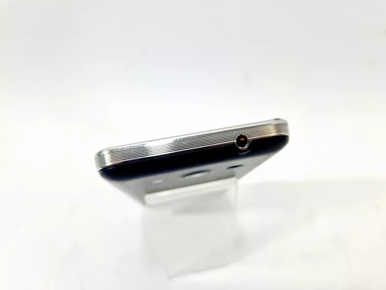 SMARTFON SAMSUNG GALAXY CORE 2 768MB/4GB SM-355HN ! OPIS !