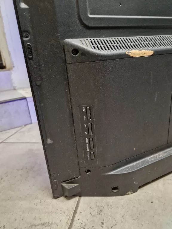 TV SHARP LC-40CFE5100 +PILOT