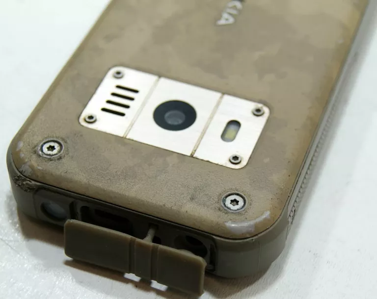 W ŚWIETNYM STANIE TELEFON NOKIA 800 TOUGH DUAL SIM