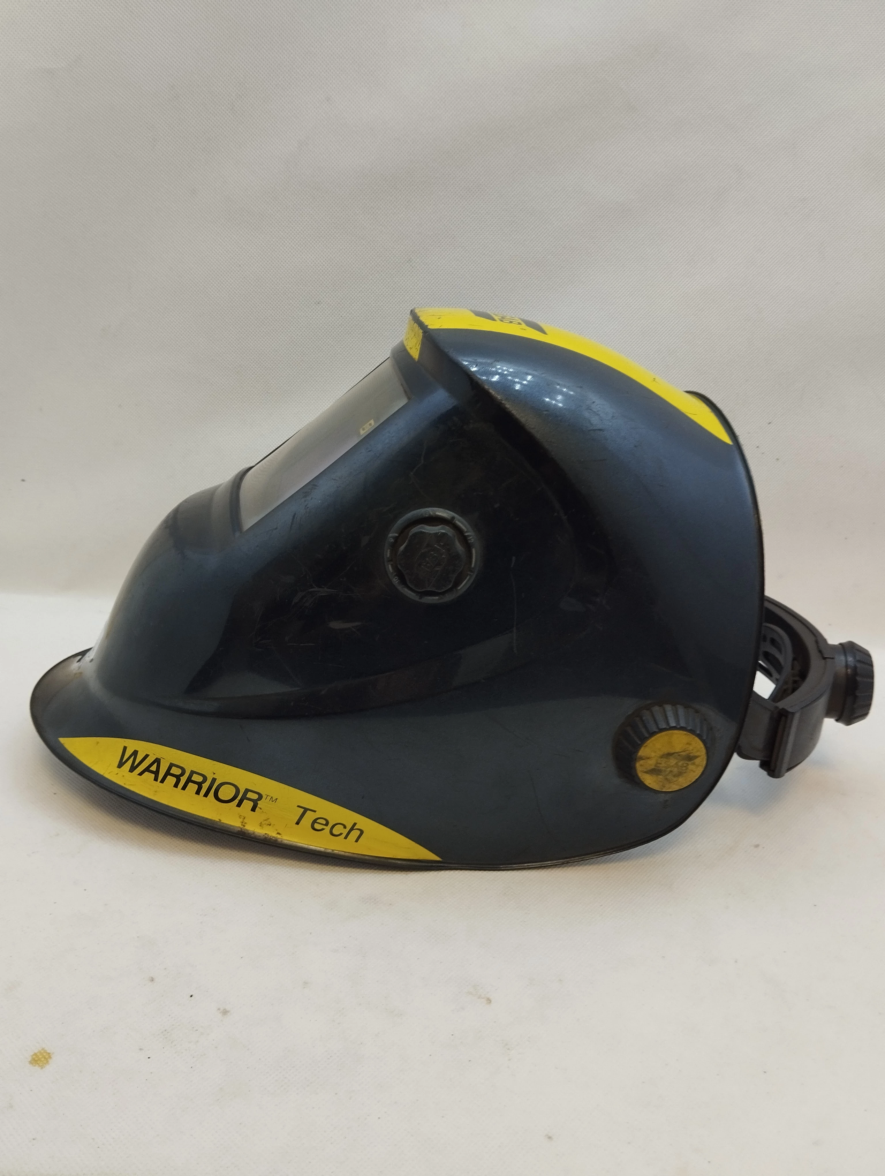 przylbica-spawalnicza-maska-esab-warrior-tech-ean-gtin-5906340872343