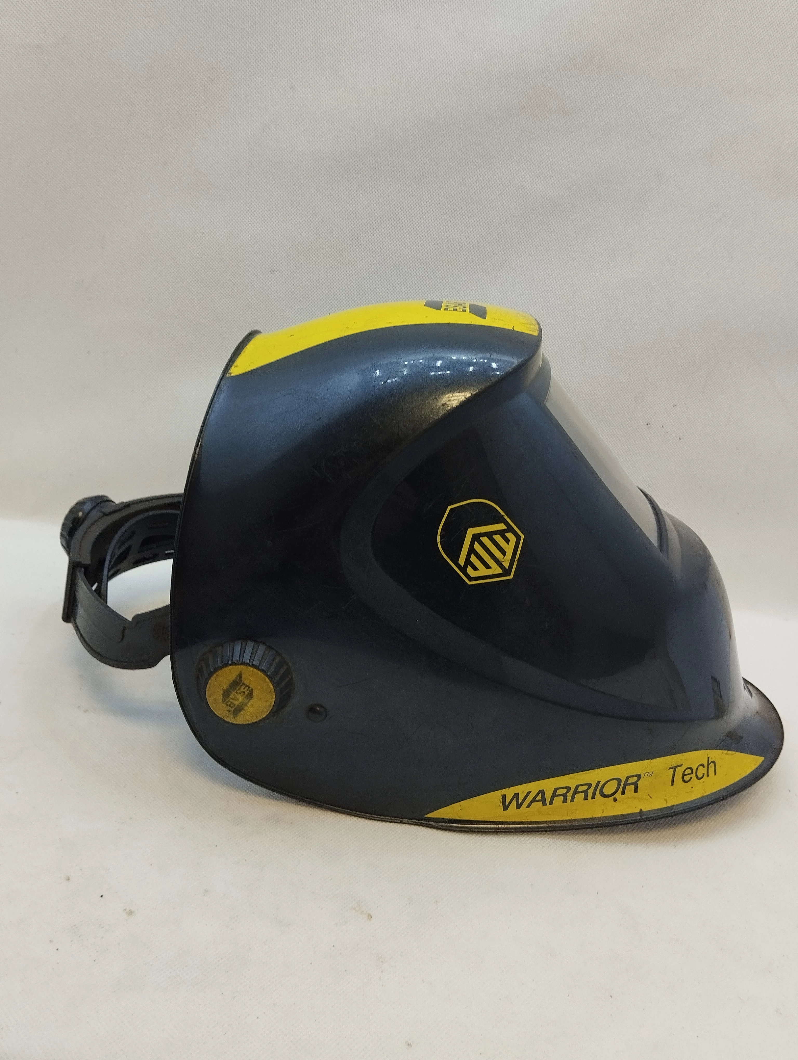 przylbica-spawalnicza-maska-esab-warrior-tech-noniewicza-93-suwalki-lupus-spj