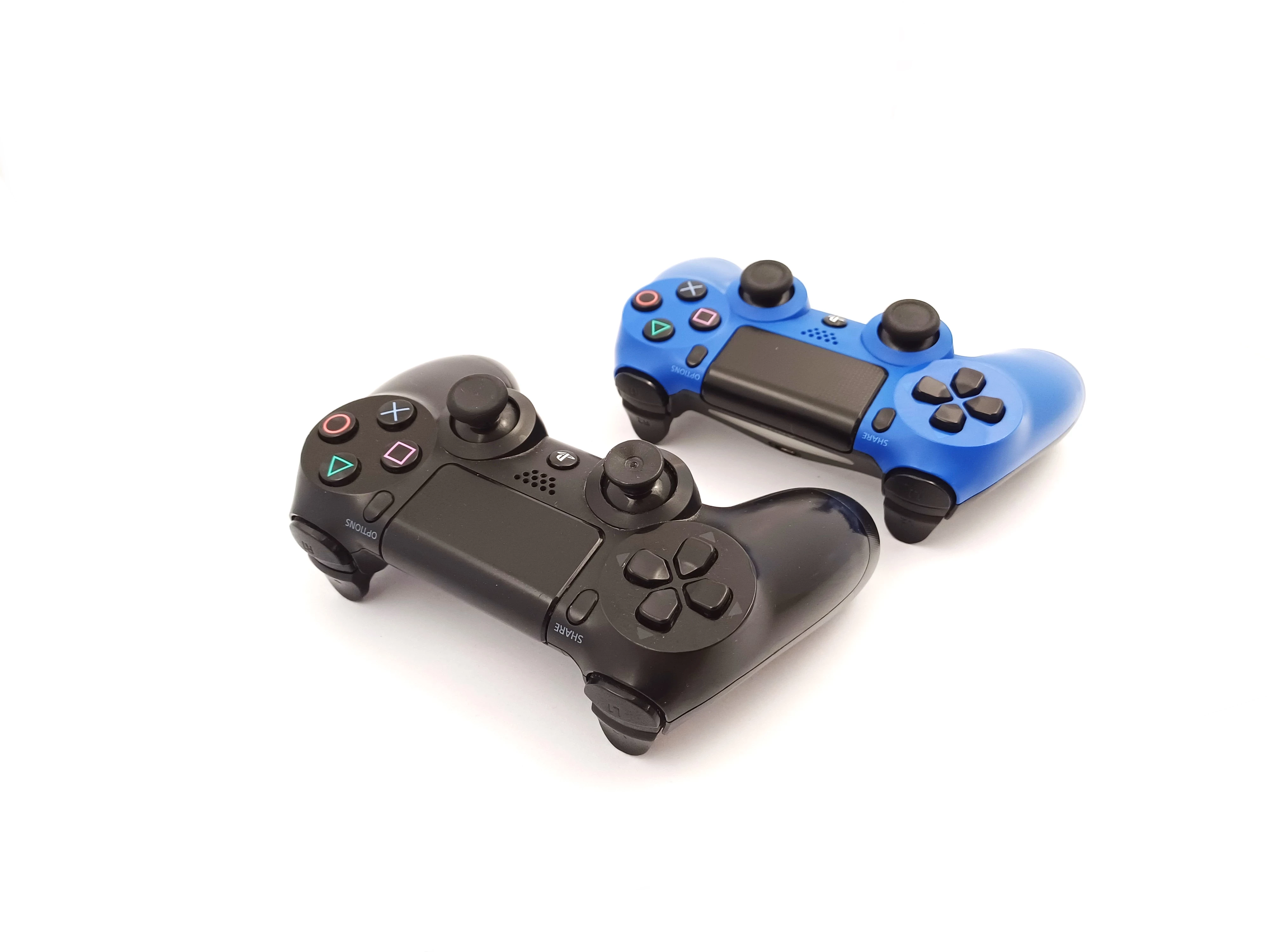 konsola-sony-playstation-4-classic-ps4-500gb-2-pady-3-gry-stan-uzywany