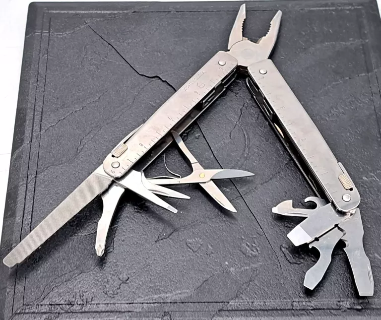 MULTITOOL VICTORINOX 24 W 1