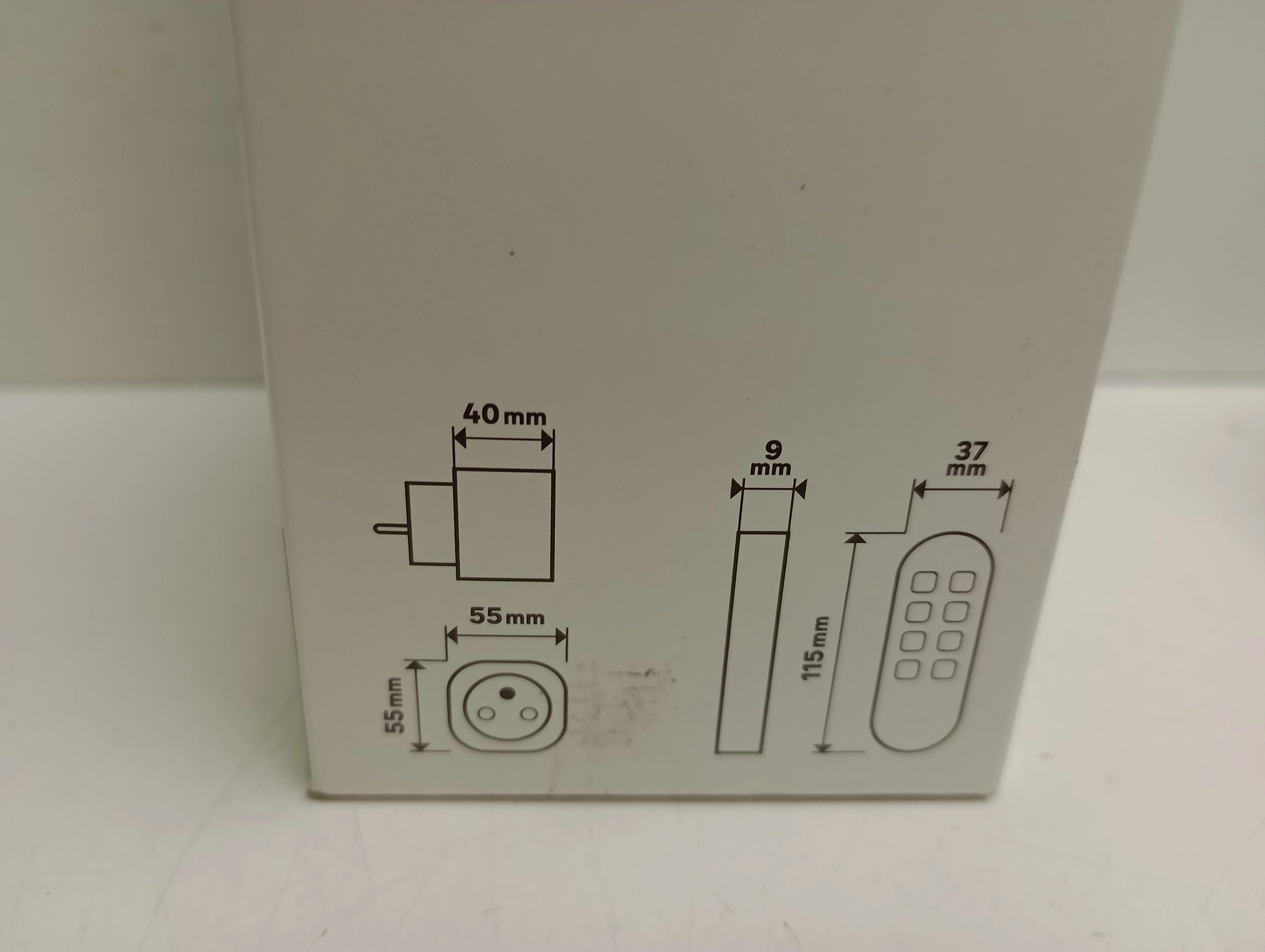 lexman-zestaw-3-bezprzewodowych-gniazd-z-pilotem-kolor-antracyt