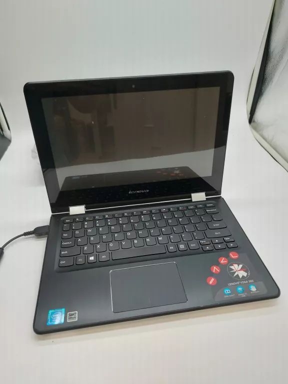 LAPTOP LENOVO YOGA 300