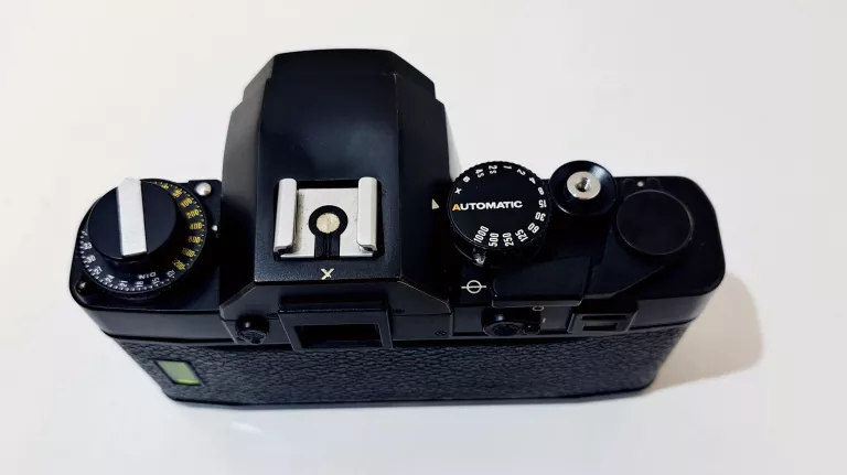 APARAT ANALOGOWY LEICA R3