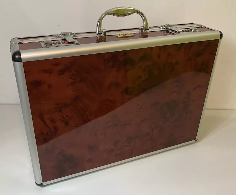 komplet-sztuccow-hoffner-elegance-72-el-walizka-kod-producenta-2670