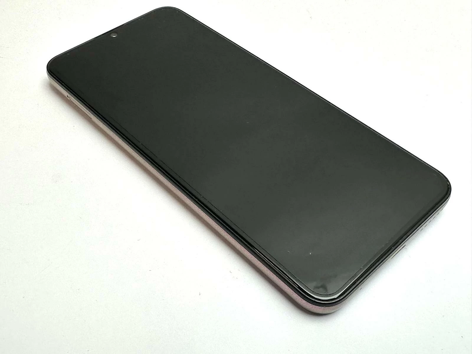 telefon-motorola-moto-g30-typ-smartfon