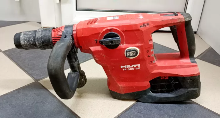 AKUMULATOROWY MŁOT DO DŁUTOWANIA HILTI TE 500-22