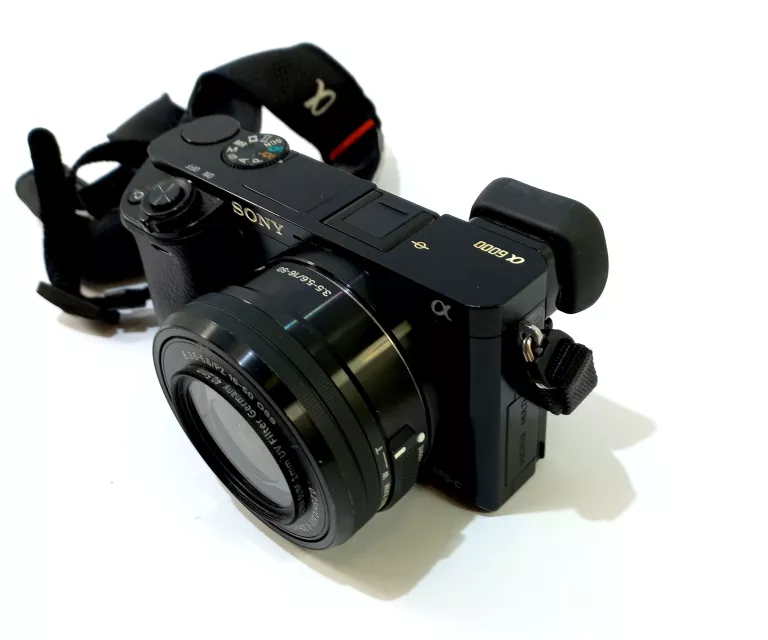 APARAT SONY A6000 SELP 1650 16-50MM