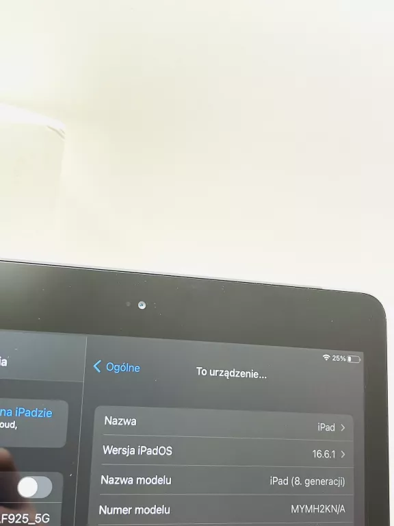 TABLET APPLE TABLET IPAD 8 GENERACJI TABLET POSIADA OPROGRAMOWANIE WOLT