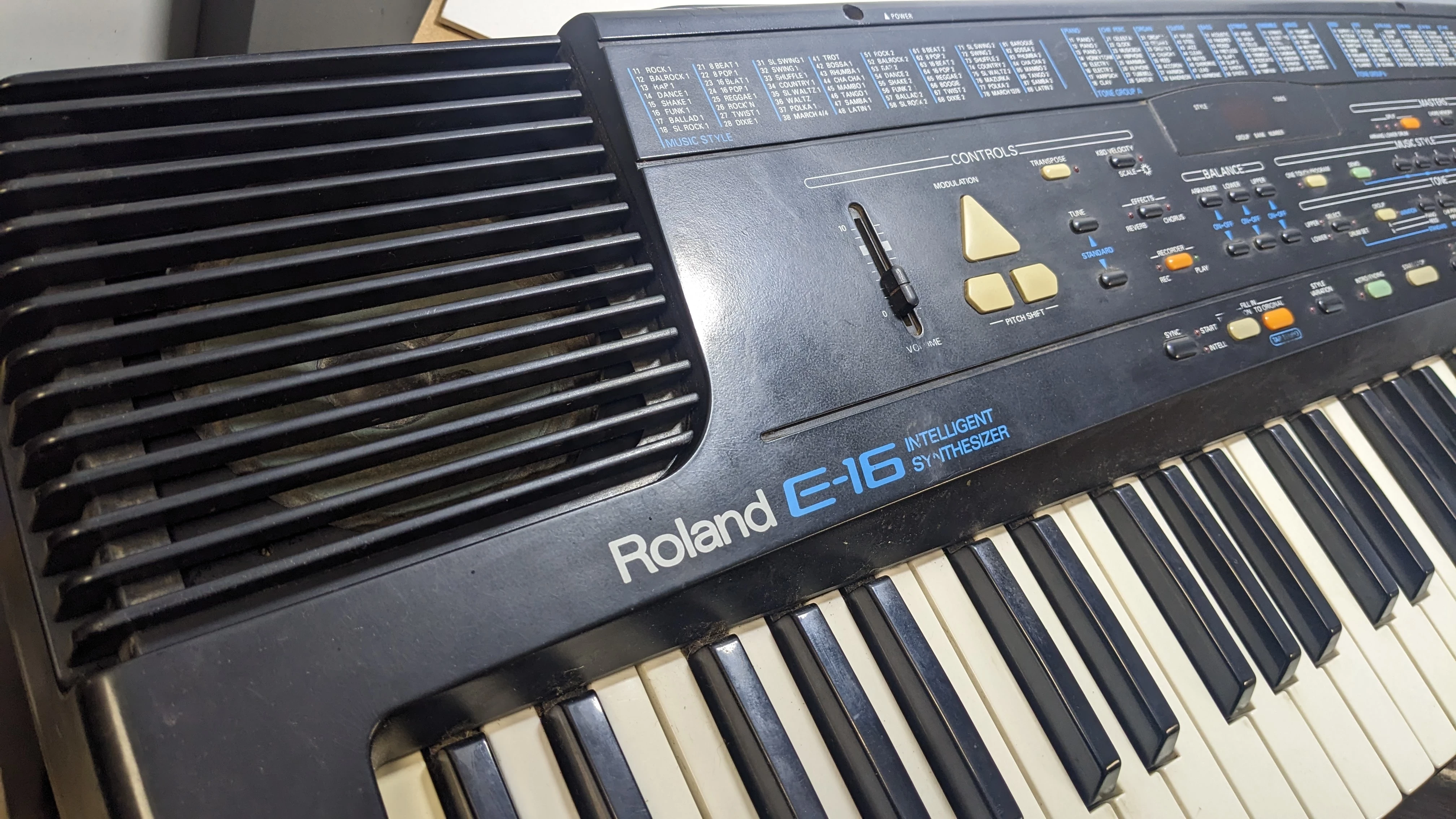 keyboard-roland-e16-uszkodzony-product-id-55c24fe3-a5a5-48e4-a9d4-5b7997d78540