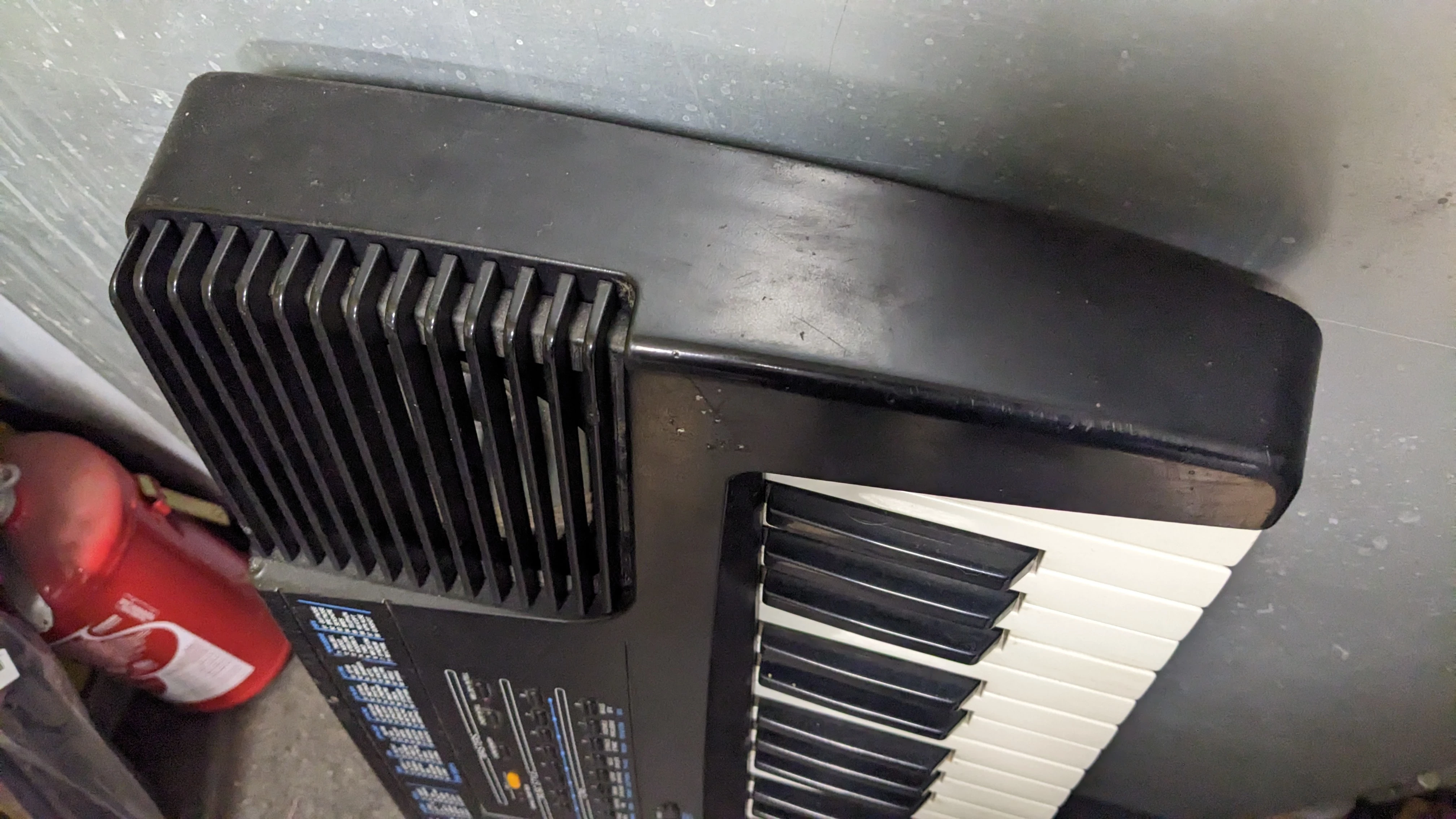 keyboard-roland-e16-uszkodzony-marka-roland