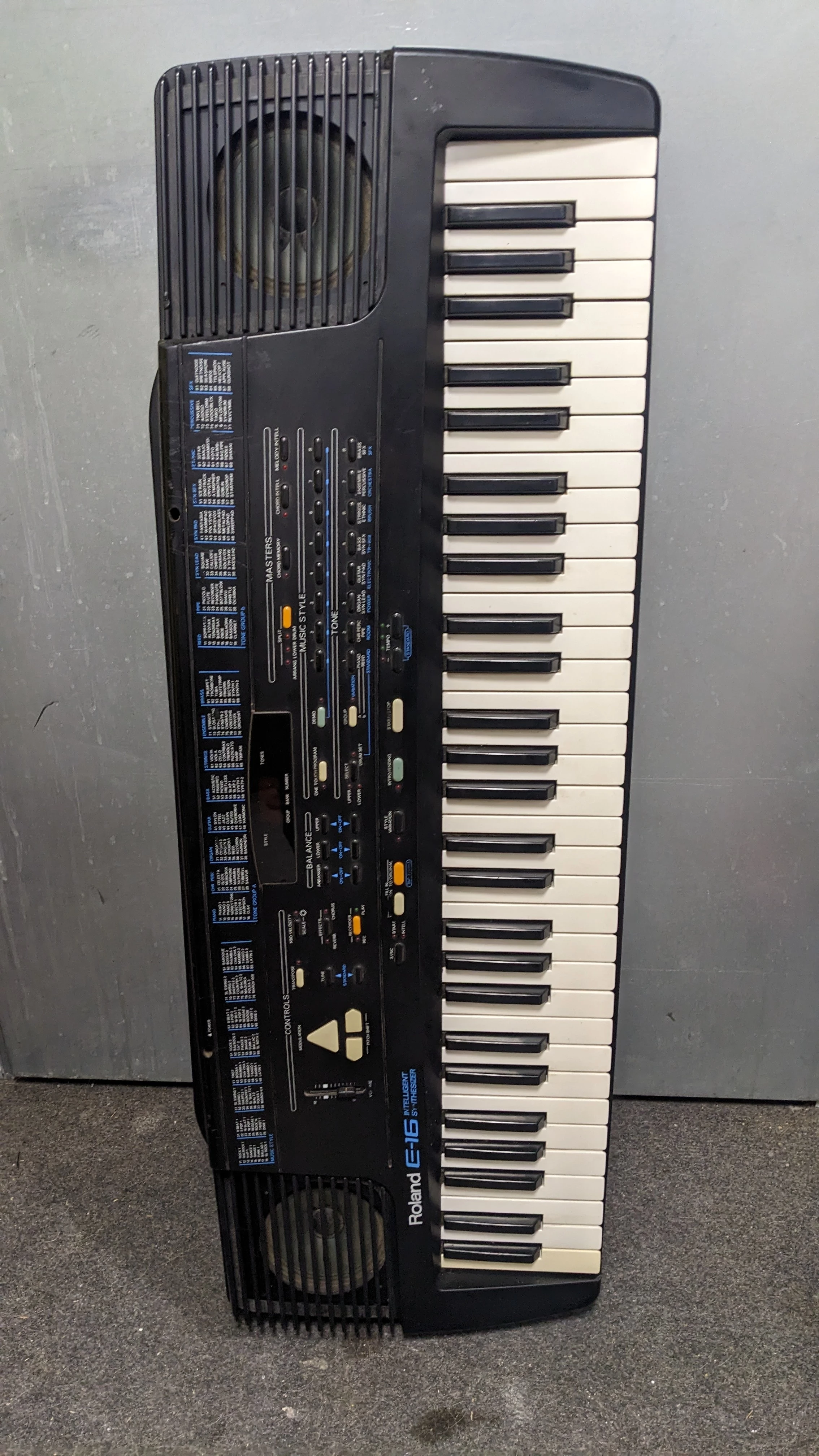 keyboard-roland-e16-uszkodzony-osiedle-niepodleglosci-1-krakow