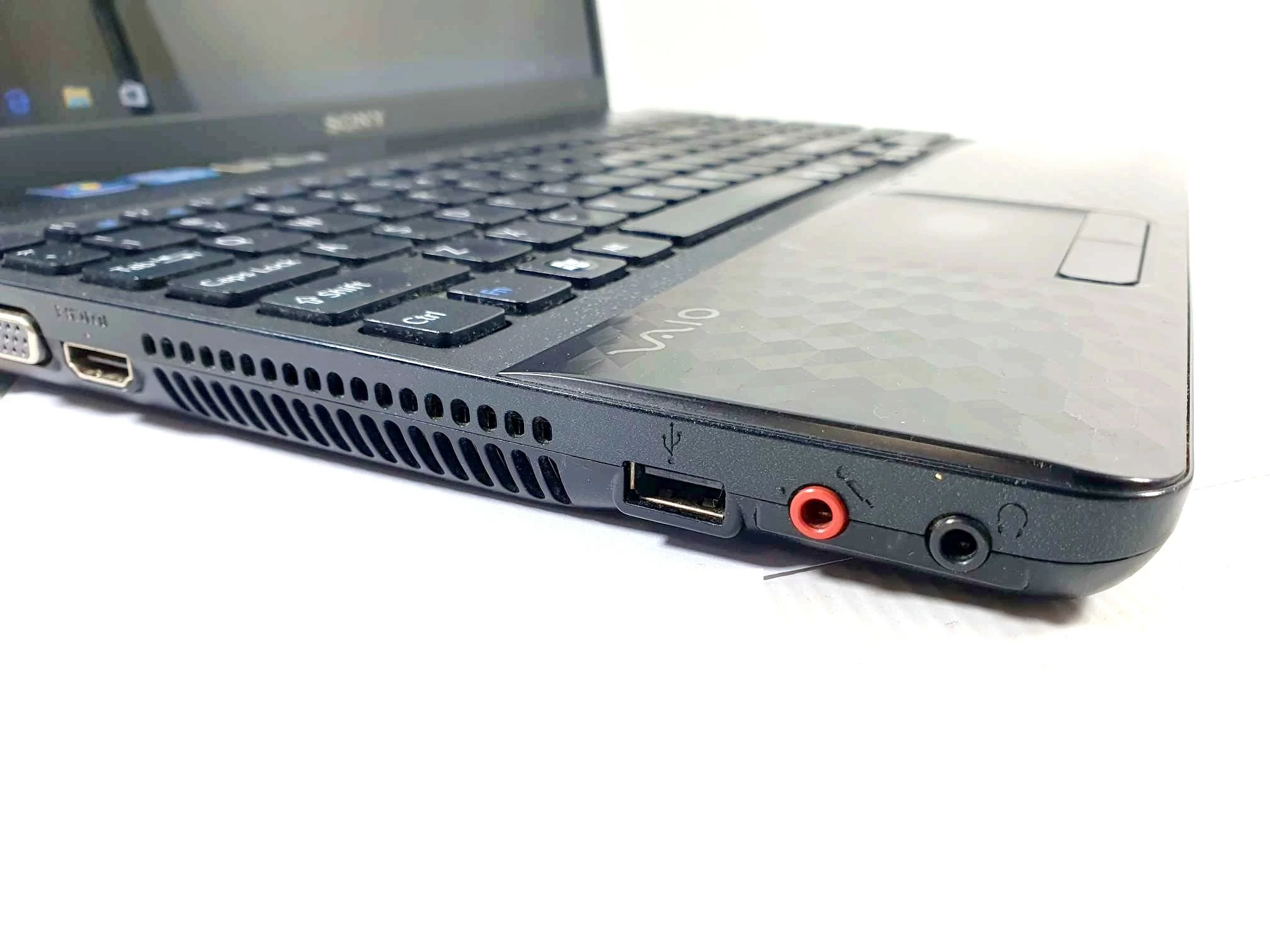 laptop-sony-vaio-pcg-71811m-i34gbwin-10-seria-procesora-intel-core-i3