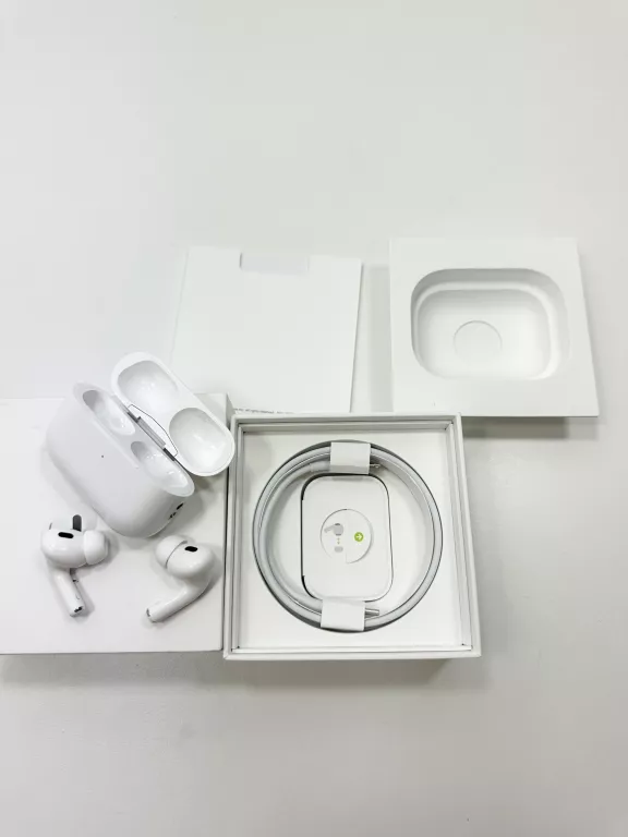 SŁUCHAWKI APPLE AIRPODS PRO 2 GEN/ POWYSTAWOWE!