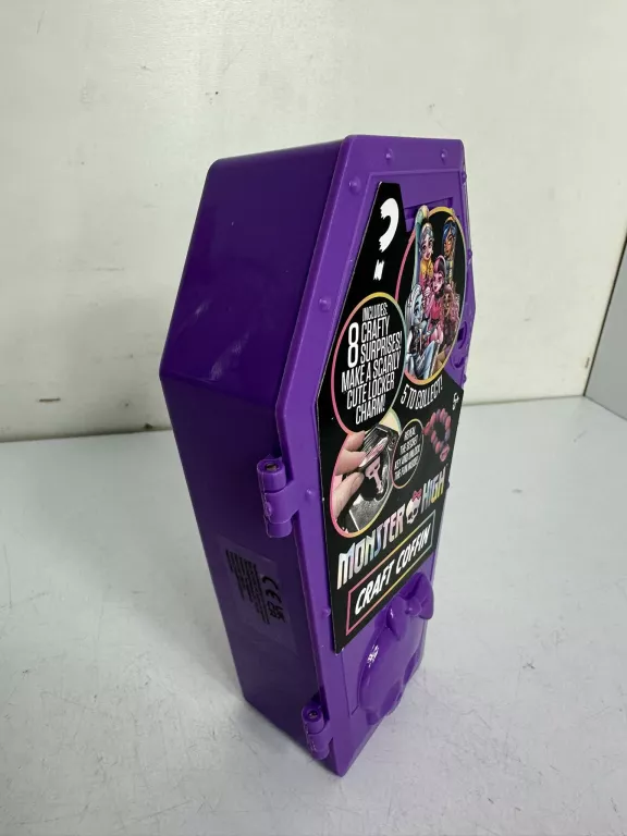 MONSTER HIGH CRAFT COFFIN