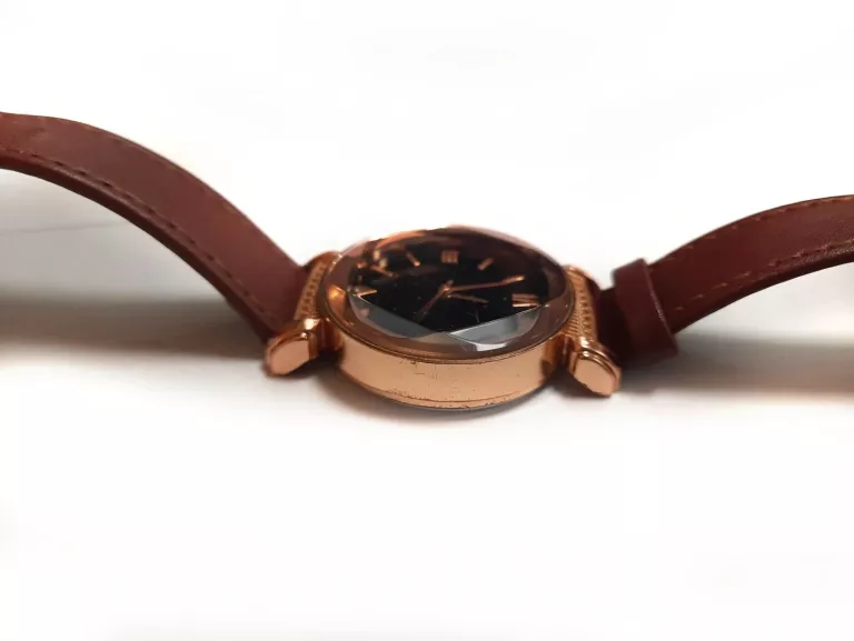 JORDAN KERR 1086 16XL – KLASYCZNY ZEGAREK NA KAŻDĄ OKAZJĘ