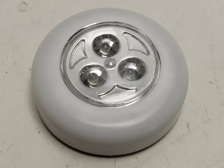 LAMPA LED NA ŚCIANĘ NA BATERIE/PUD