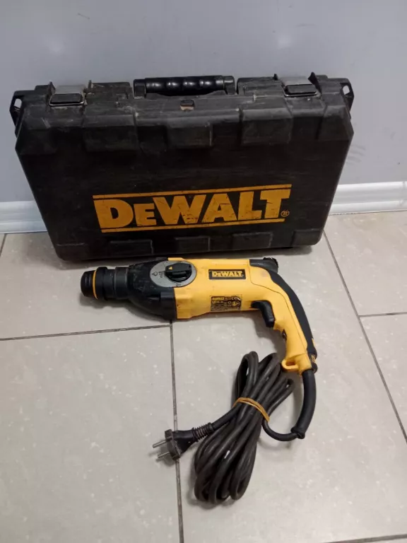 MŁOTOWIERTARKA DEWALT D25123 -QS